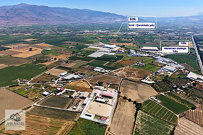İzmir Menemen'de Satılık Binicilik Tesisi ve Çiftlik - 14.625 m²