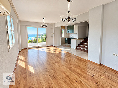 KARABURUNDA DENİZE 600 M | 466 m² BAHÇELİ | MANZARALI 6+1 VİLLA
