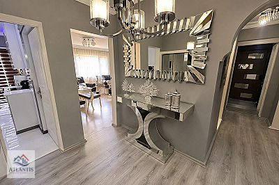 KARABAĞLAR'DA SİTE İÇERİSİNDE | EŞYALI | 125 M² 3+1 LÜKS DAİRE