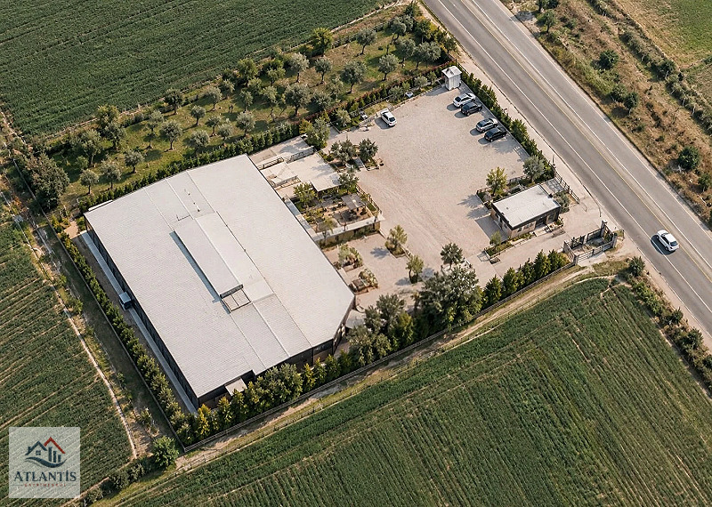 DİKİLİ ÇANAKKALE YOLU ÜZERİNDE 8.636 M² FABRİKA / ÜRETİM TESİSİ